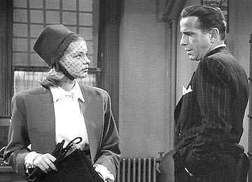 The "veil scene" was cut and replaced with the scene in which Marlowe and Vivian prank the police.